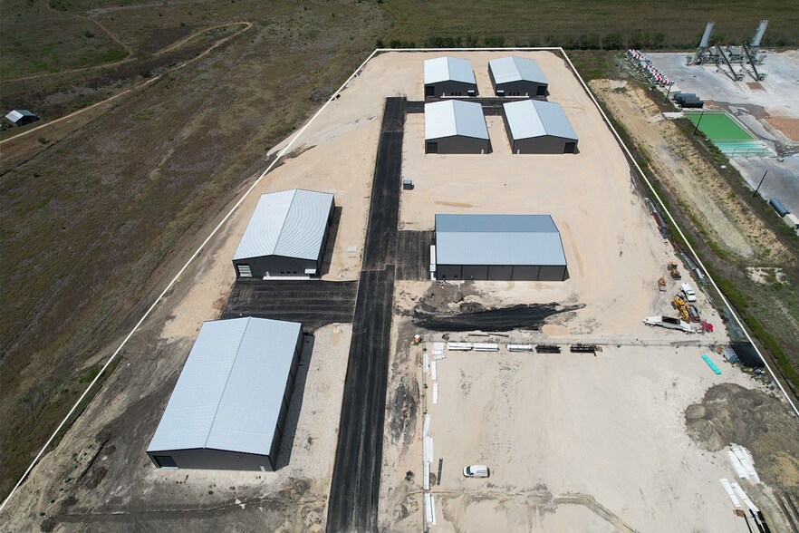 More Photos Of 729 Soechting, New Braunfels Unknown For Lease
