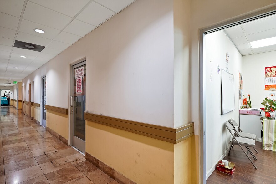 More Photos Of 8780 Valley Blvd, Rosemead Office For Lease