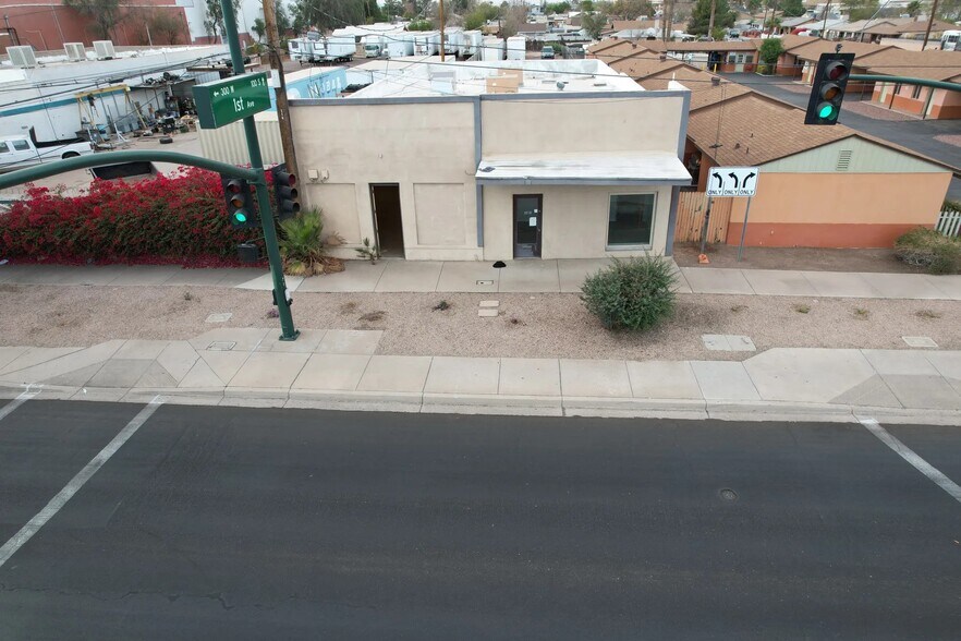 Primary Photo Of 112 S Country Club Dr, Mesa Light Distribution For Lease