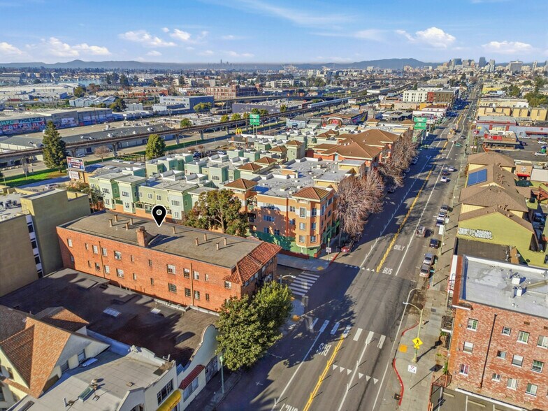 More Photos Of 1290 26th Ave, Oakland Apartments For Sale