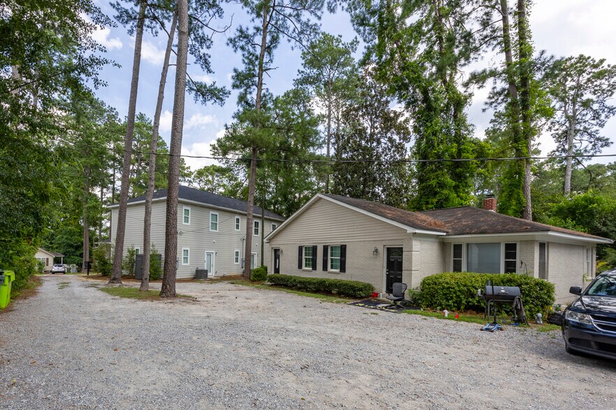 More Photos Of 517 Deerwood St, Columbia Apartments For Sale