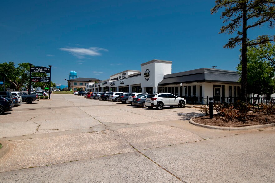 More Photos Of 7300-7310 N Western Ave, Oklahoma City Unknown For Lease