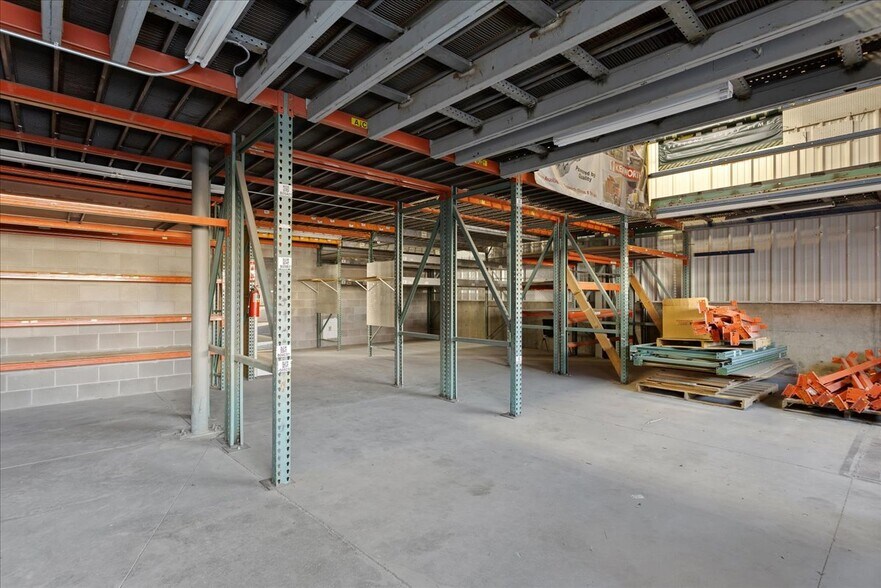 More Photos Of 12104 Deike Ct, Cheyenne Truck Terminal For Sale