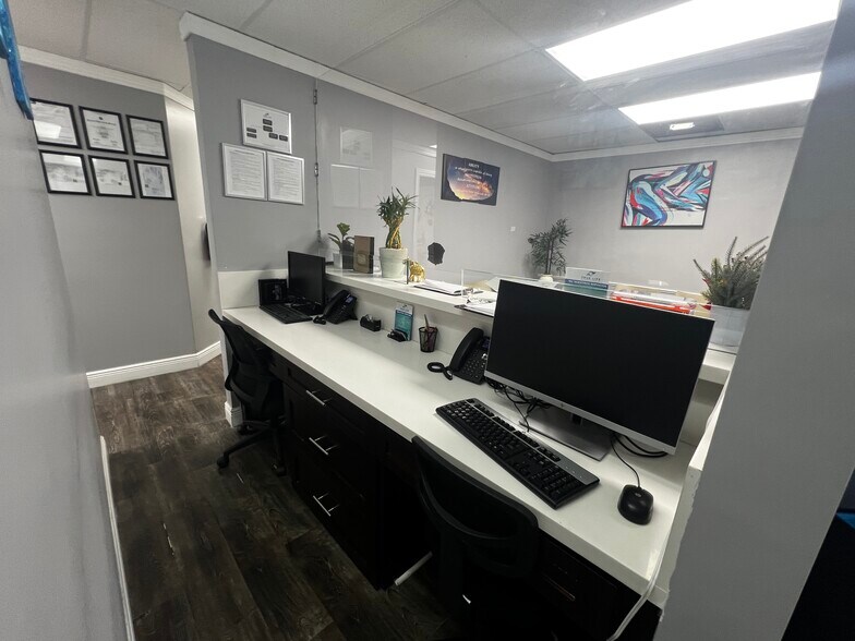 More Photos Of 13500 SW 88th St, Miami Medical For Sale