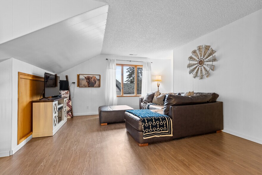 More Photos Of 1002 S Mill St, Colfax Manufactured Housing Mobile Home Park For Sale