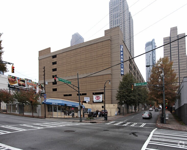 More Photos Of 161 Peachtree Center Ave NE, Atlanta Parking Garage For Lease