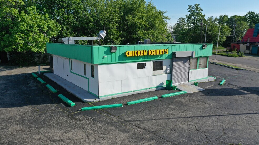 Primary Photo Of 2301 Germantown St, Dayton Fast Food For Sale