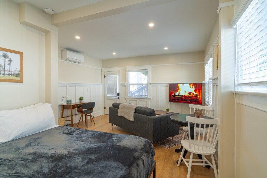 More Photos Of 2919 Ivy St, San Diego Apartments For Sale