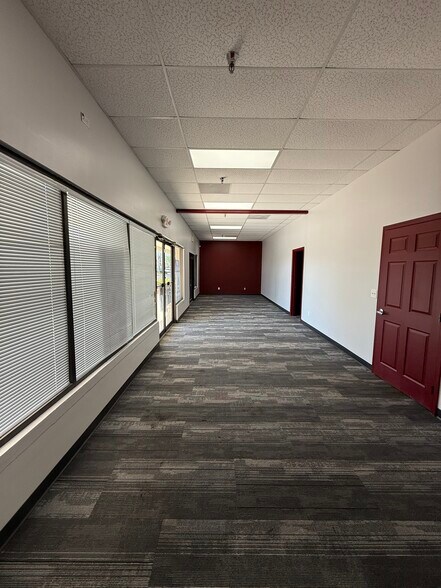 More Photos Of 369 Bill France Blvd, Daytona Beach General Retail For Lease