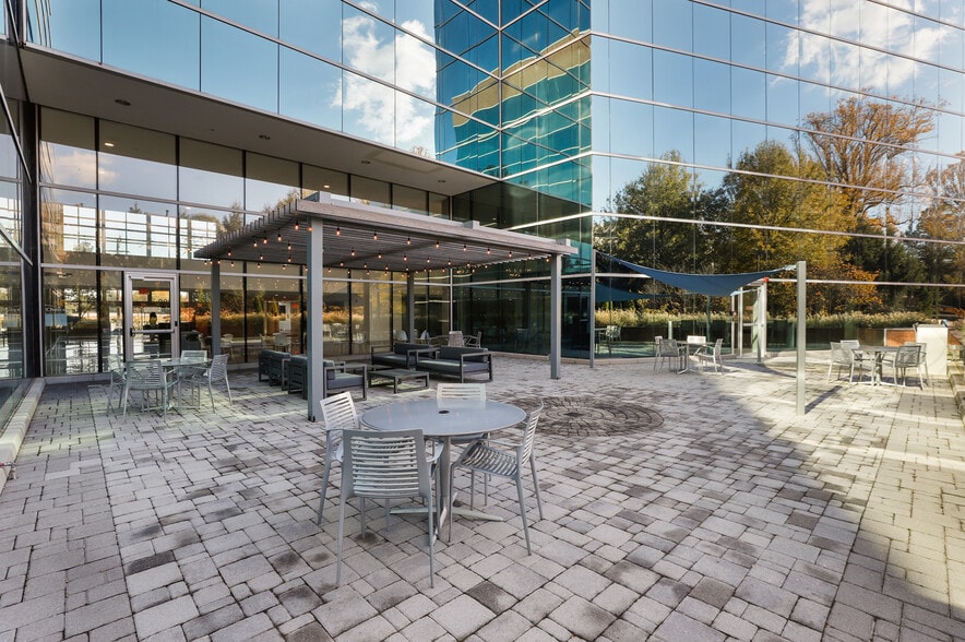 More Photos Of 11200 Rockville Pike, North Bethesda Office For Lease