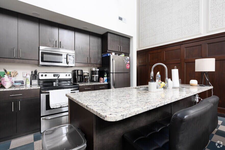 More Photos Of 50 W 4th St, Winston-Salem Apartments For Lease