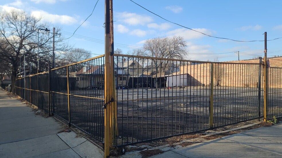 More Photos Of 4252 S Western Ave, Chicago Land For Lease