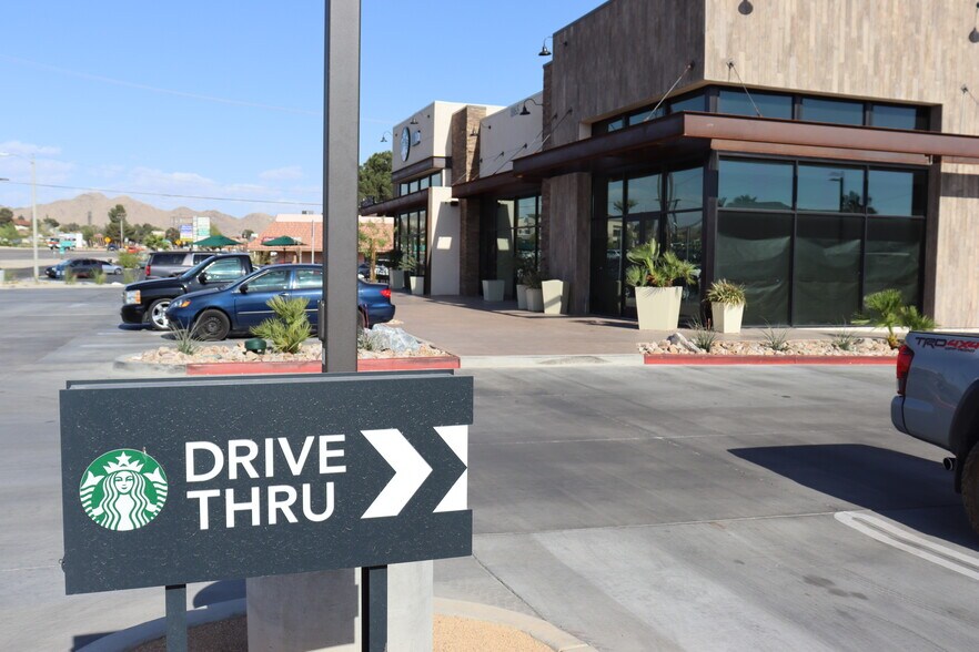 More Photos Of 18165 US Highway 18, Apple Valley Storefront For Lease