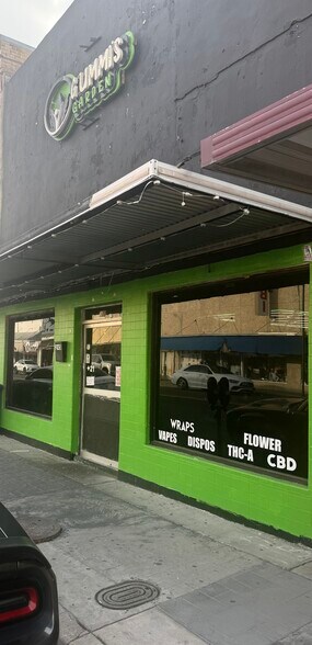 Primary Photo Of 245 Commercial St, Eagle Pass Storefront For Sale