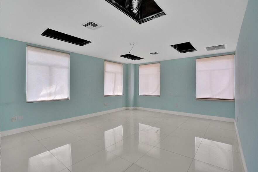 More Photos Of 15620 SW 29th St, Miramar Medical For Sale