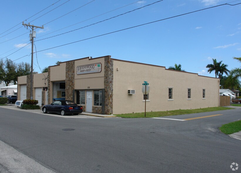 More Photos Of 121 SE 1st Ave, Dania Beach Auto Repair For Sale