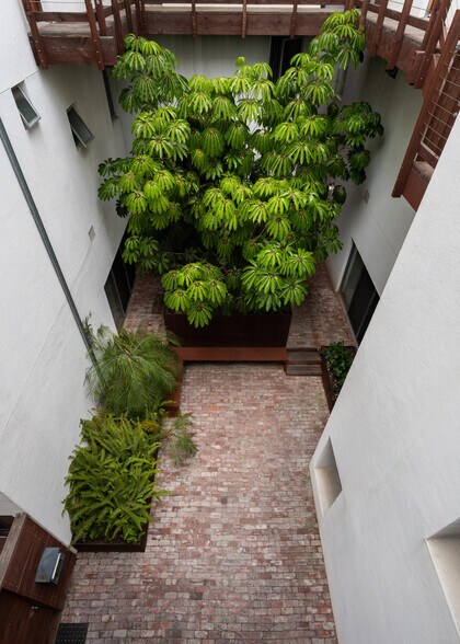 More Photos Of 1941 Columbia St, San Diego Apartments For Sale