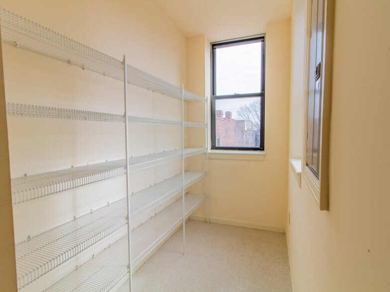 More Photos Of 2406 Menard St, Saint Louis Multifamily For Sale