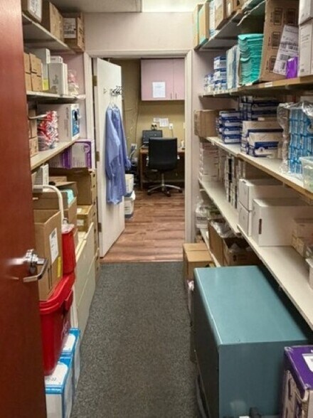 More Photos Of 18773-18813 SW Martinazzi Ave, Tualatin Medical For Lease