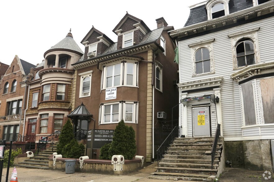 More Photos Of 82 Clinton Ave, Newark Office For Lease