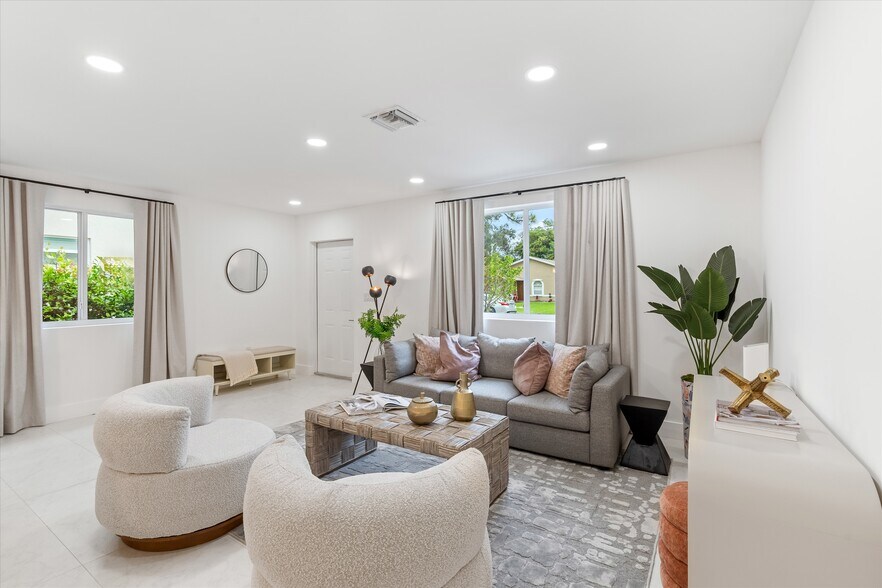 More Photos Of 1212 NW 6th Ct, Fort Lauderdale Apartments For Sale