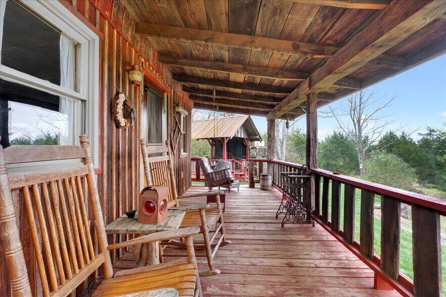 More Photos Of 2945 Greenbrier Rd, Madison Specialty For Sale