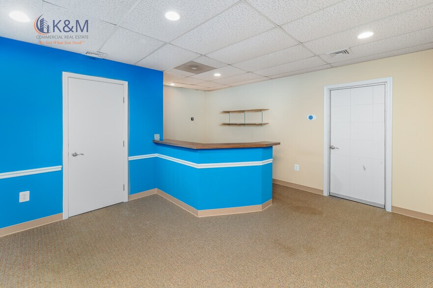 More Photos Of 6120 Brandon Ave, Springfield Medical For Sale