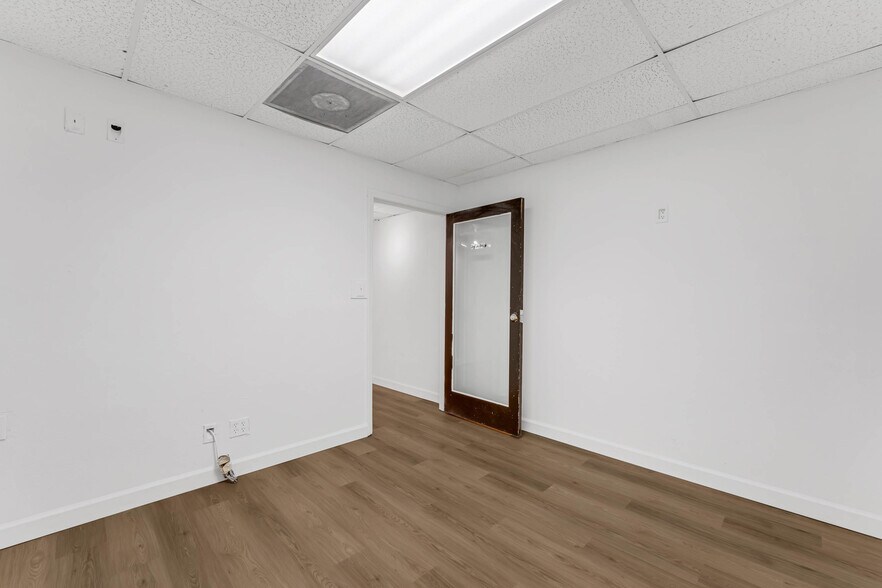 More Photos Of 5115 Silver Star Rd, Orlando Storefront Retail Office For Sale