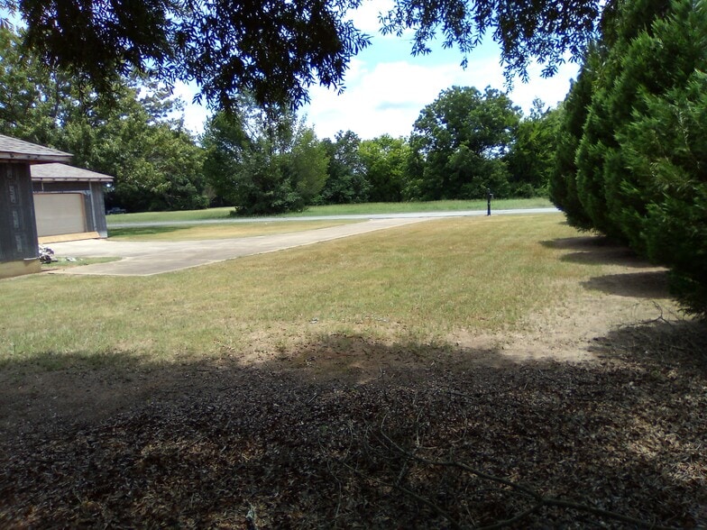 More Photos Of 160 Canterbury Dr, Eufaula Multifamily For Sale