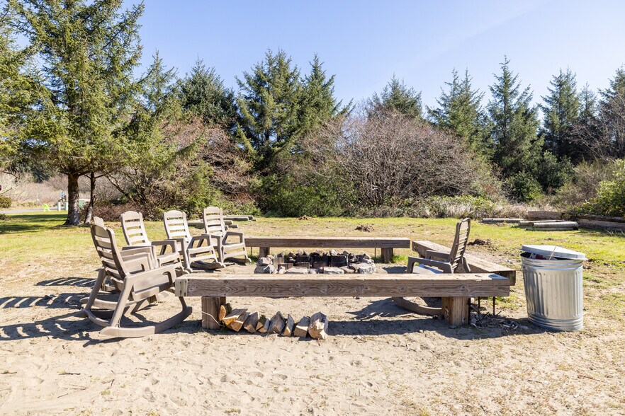 More Photos Of 11 Chabot Rd, Copalis Beach Hotel For Sale