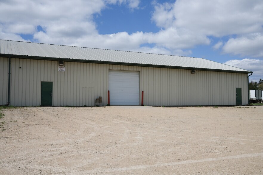 More Photos Of 1975 Spindt Dr, Waupaca Industrial For Sale