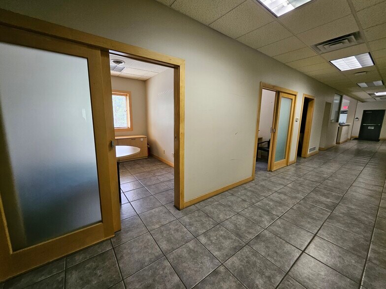 More Photos Of 1020 Industrial Park Rd, New Cumberland Warehouse For Sale