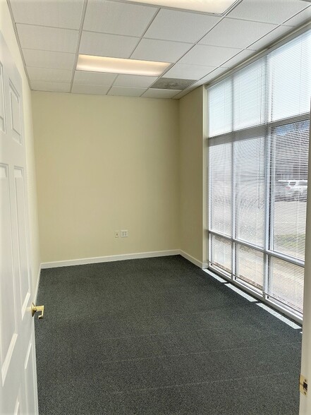 More Photos Of 2000 Bearcat Way, Morrisville Research And Development For Lease