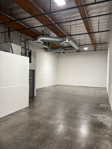 More Photos Of 11200 Hindry Ave, Los Angeles Unknown For Lease