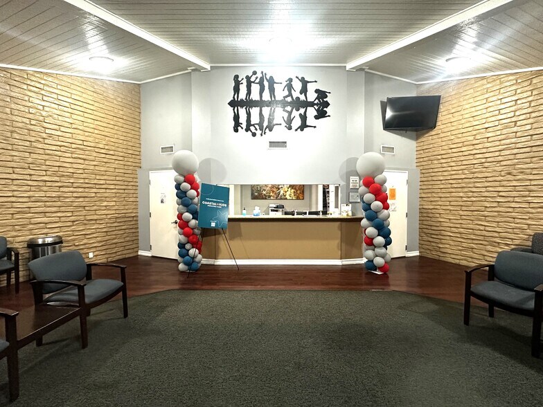 More Photos Of 1230 E Arrow Hwy, Upland Medical For Lease