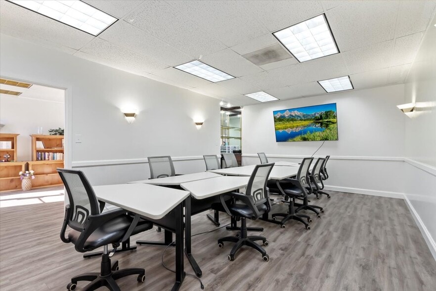 More Photos Of 152 W Burton Ave, Salt Lake City Office For Sale