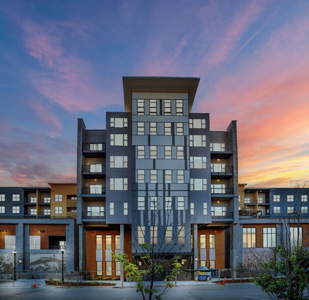 More Photos Of 610 Jerry St, Castle Rock Apartments For Lease