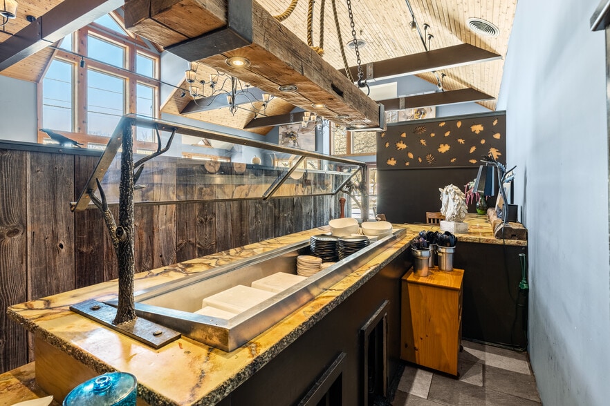 More Photos Of 1844 Depot St, Manchester Center Restaurant For Sale