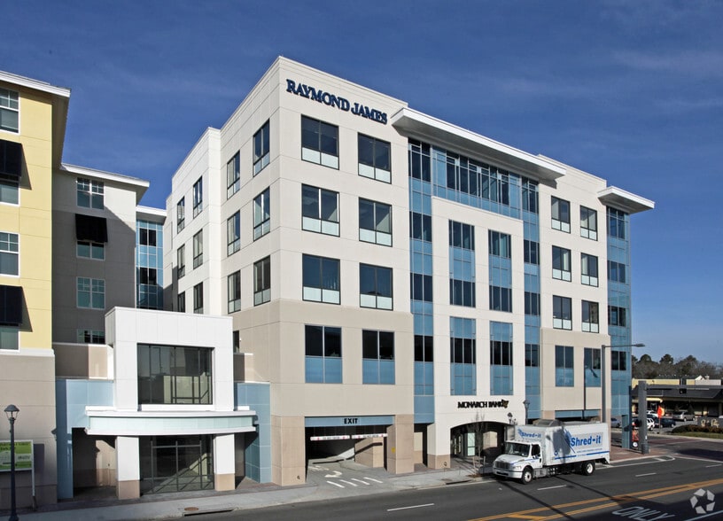 More Photos Of 332 Laskin Rd, Virginia Beach Apartments For Lease