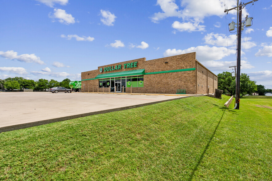 Primary Photo Of 5412 Davis Blvd, North Richland Hills Freestanding For Sale