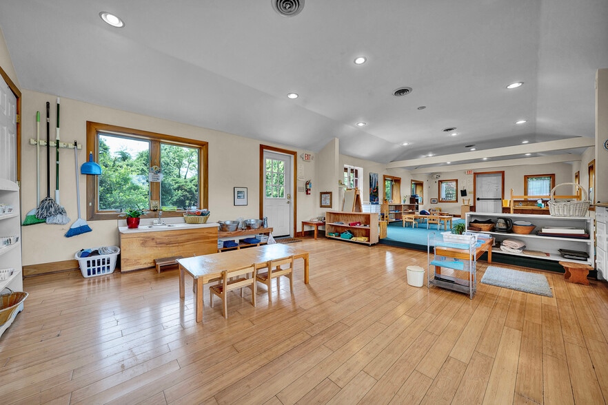 More Photos Of 188 W Ridge Pike, Royersford Schools For Sale