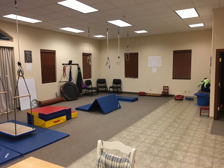 More Photos Of 4206 W 24th Ave, Kennewick Loft Creative Space For Lease