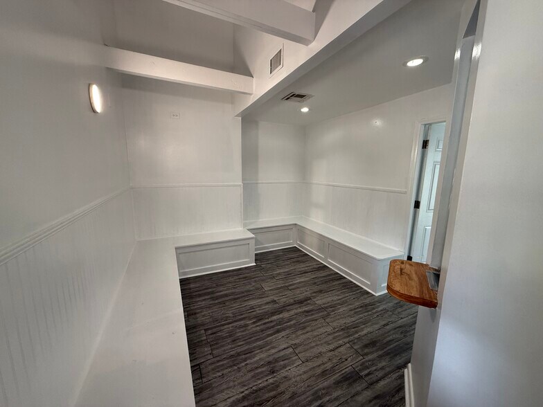 More Photos Of 4300 Claiborne ave, New Orleans Office For Lease