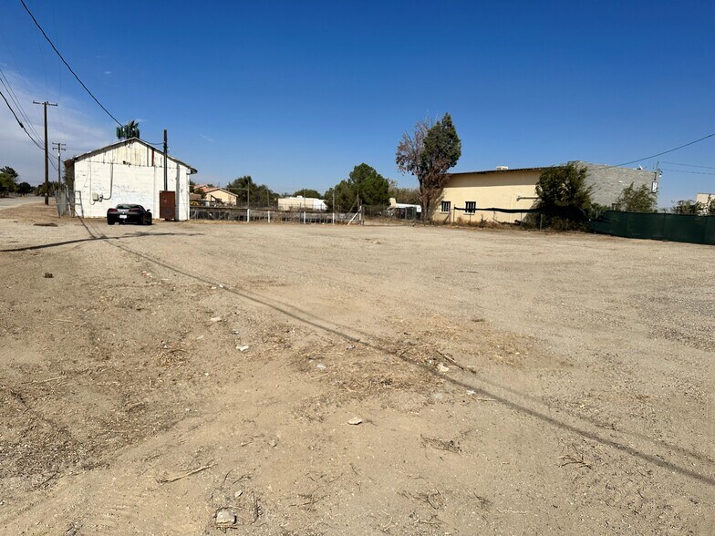 More Photos Of 3301 E Avenue I, Lancaster Warehouse For Sale