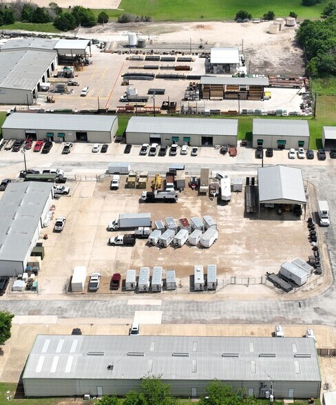 More Photos Of 10500 State Highway 30, College Station Industrial For Lease