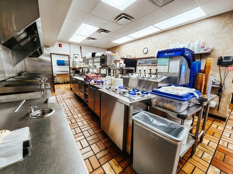 More Photos Of 75 W Carleton Rd, Hillsdale Restaurant For Sale