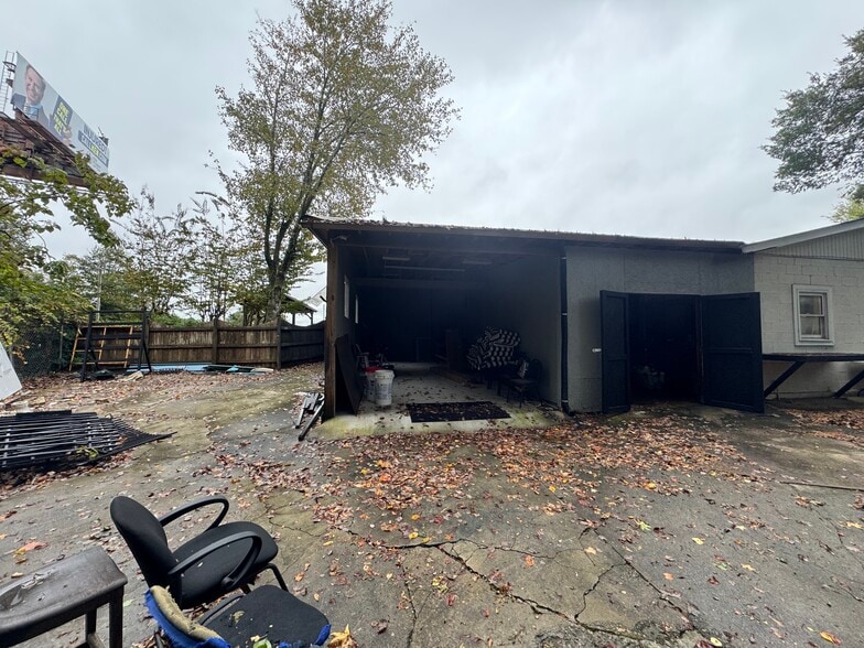 More Photos Of 6100 Peachtree Industrial Blvd, Atlanta Freestanding For Lease