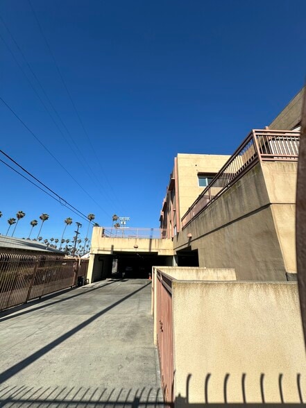 More Photos Of 2069 W Slauson Ave, Los Angeles Office For Sale