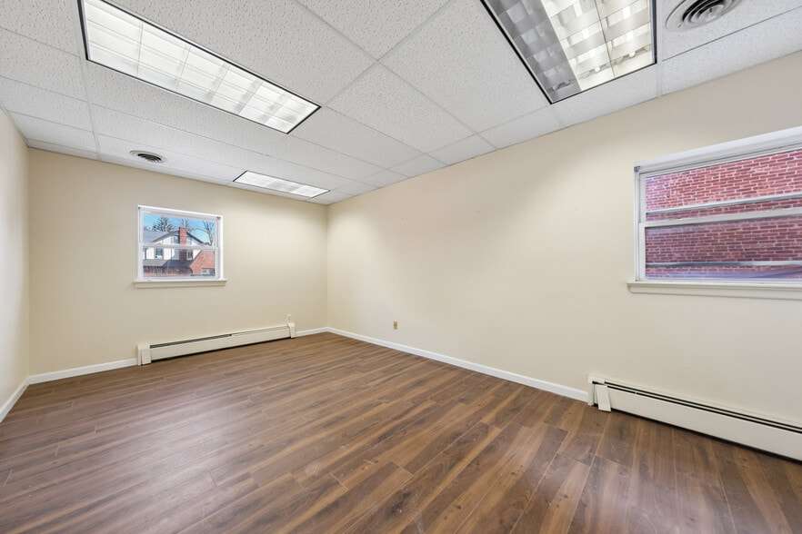 More Photos Of 175 Cedar Ln, Teaneck Medical For Lease