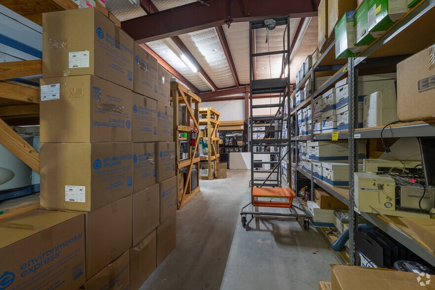 More Photos Of 1733 N Padre Island Dr, Corpus Christi Research And Development For Lease
